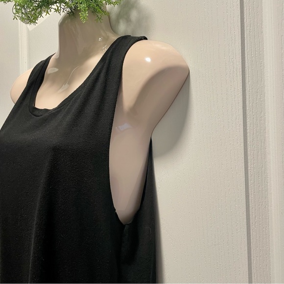 🌸3 for $20 TNA Black  T-shirt Sleeveless tankTop Gym Size S - Picture 5 of 11
